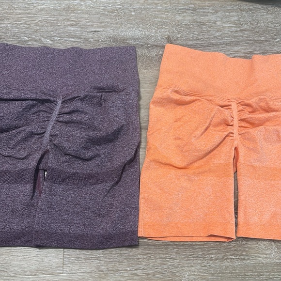 set of two athletic shorts - Picture 4 of 4